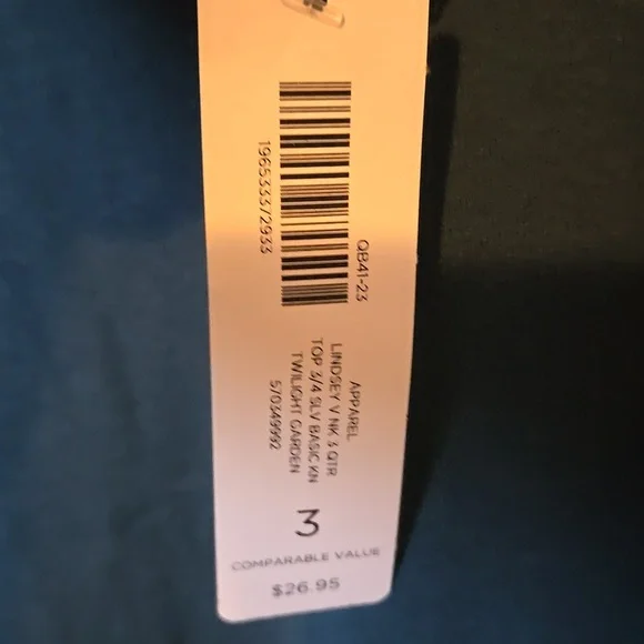 Chico's Top - Picture 5 of 7